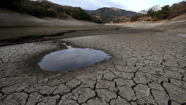 san-rafael-pacifics-uniform-wash-water-conservation-drought.jpg